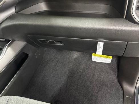 New 2026 RAM 1500 Express AWD/4WD image 26