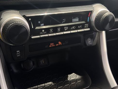 Used 2023 Toyota RAV4 LE image 20