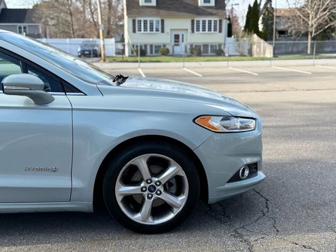 Used 2014 Ford Fusion SE image 12