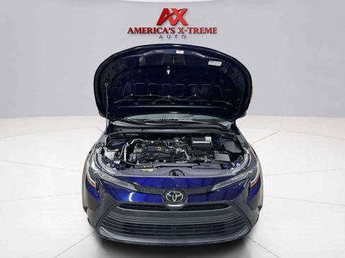Used 2023 Toyota Corolla LE w/ Carpet Mat Package (TMS) FWD image 60