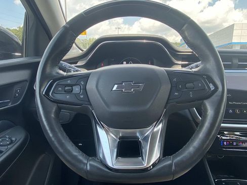 Used 2022 Chevrolet Bolt EUV Premier w/ Sun & Sound Package image 27