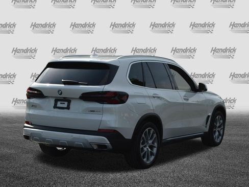 Used 2025 BMW X5 xDrive40i AWD/4WD image 11