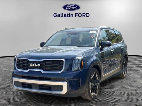 Used 2025 Kia Telluride S FWD image 1