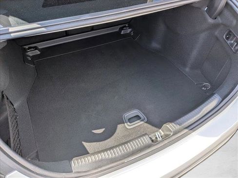 Used 2023 Mercedes-Benz C 300 Sedan image 6