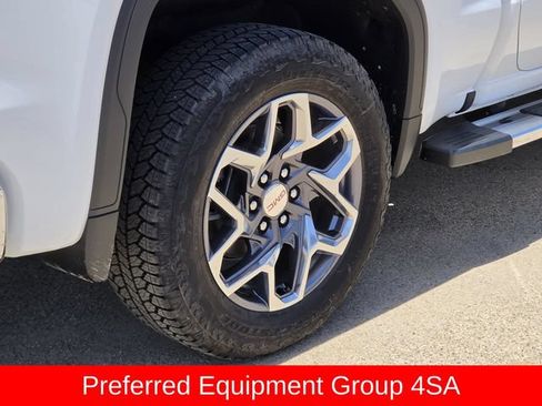 New 2026 GMC Sierra 1500 SLT w/ SLT Premium Package AWD/4WD image 13