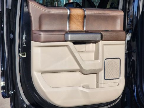 Used 2020 Ford F150 Limited w/ Trailer Tow Package image 23