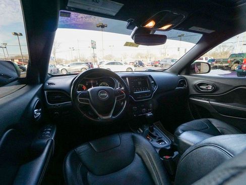 Used 2021 Jeep Cherokee Latitude Lux 80th Anniv w/ Quick Order Package 26U 80TH FWD image 11
