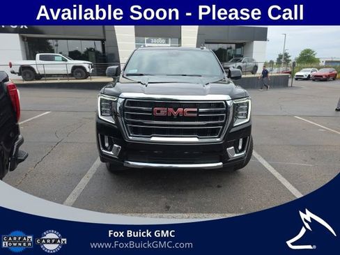 Used 2024 GMC Yukon XL SLT w/ SLT Luxury Package AWD/4WD image 2