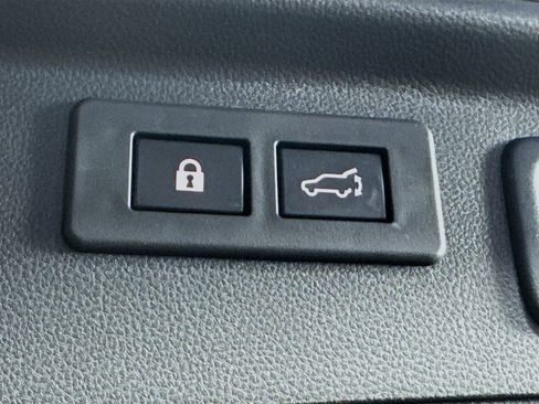 Used 2023 Subaru Forester Touring image 34