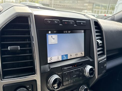 Used 2019 Ford F150 Lariat w/ Equipment Group 502A Luxury image 21