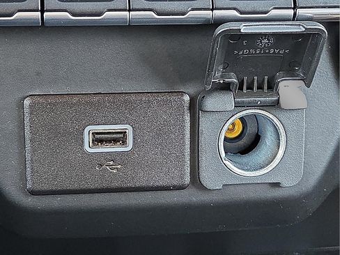 Certified 2019 Chevrolet Silverado 1500 Custom Trail Boss w/ Custom Convenience Package image 17