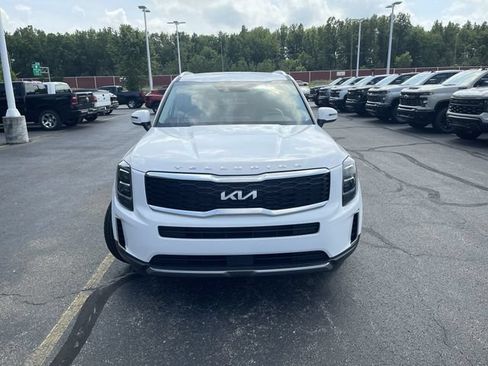 Used 2022 Kia Telluride EX w/ EX Premium Package AWD/4WD image 32