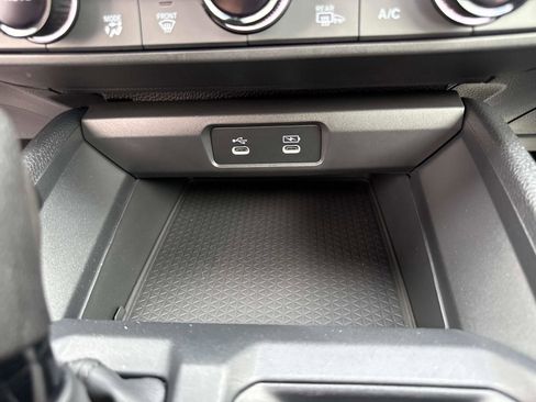 Certified 2023 Honda Accord EX image 26