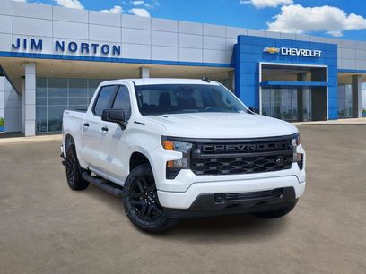 New 2026 Chevrolet Silverado 1500 Custom w/ Turbomax Blackout Package