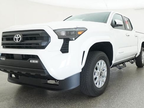New 2026 Toyota Tacoma SR5 AWD/4WD image 32