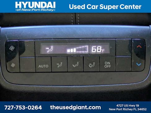 Used 2022 Nissan Pathfinder S FWD image 17