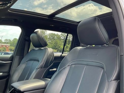 Used 2023 Jeep Grand Cherokee L Overland RWD image 22