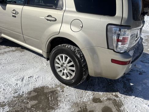 Used 2010 Mercury Mariner Premier image 7