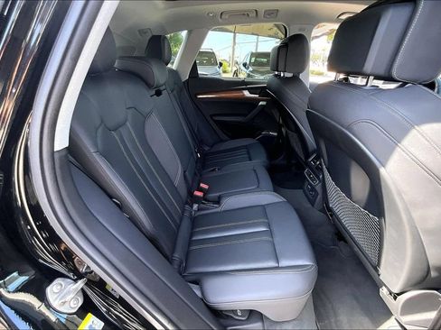 Used 2023 Audi Q5 2.0T Prestige w/ Prestige Package AWD/4WD image 36