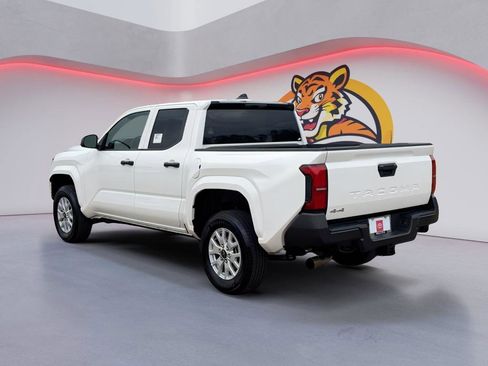 Used 2026 Toyota Tacoma SR image 7