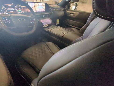 New 2026 INFINITI QX80 Autograph AWD/4WD image 22