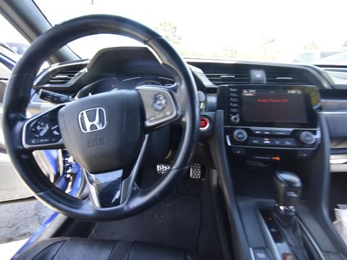 Used 2020 Honda Civic Sport Touring image 9