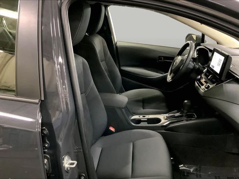 Certified 2025 Toyota Corolla LE w/ Convenience Package AWD/4WD image 9