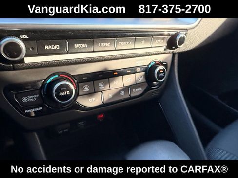 Used 2021 Kia Niro LXS image 19