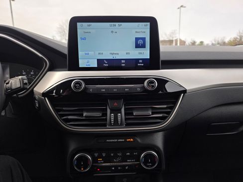 Certified 2022 Ford Escape SEL image 10