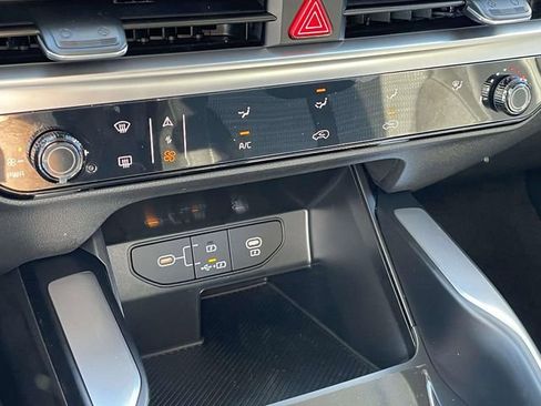 New 2026 Kia Sorento LX image 36