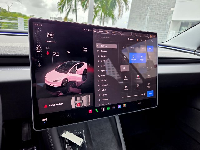 Used 2025 Tesla Model 3 Long Range RWD image 32