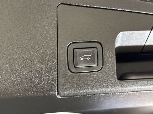 Certified 2024 Cadillac XT5 Premium Luxury AWD/4WD image 27