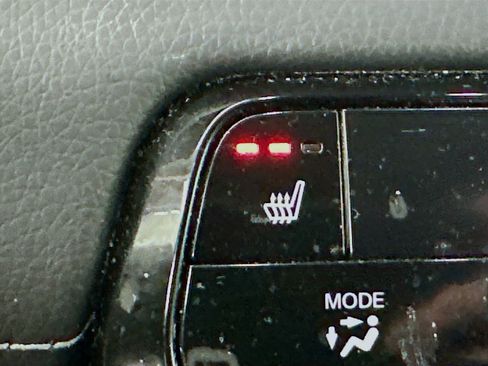 Used 2023 Honda Pilot Touring image 27