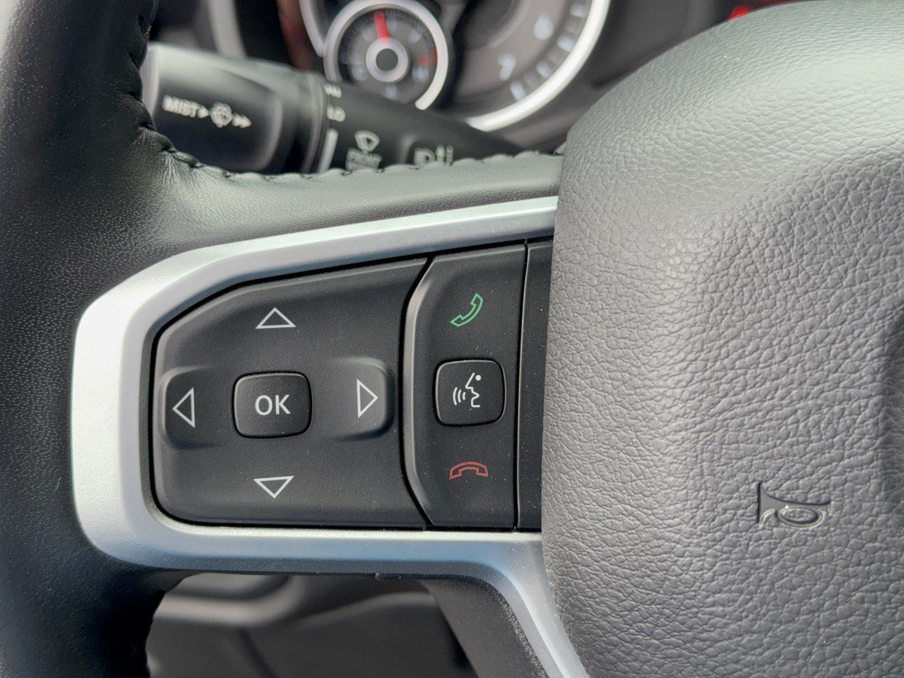 Used 2023 RAM 1500 Big Horn AWD/4WD image 18