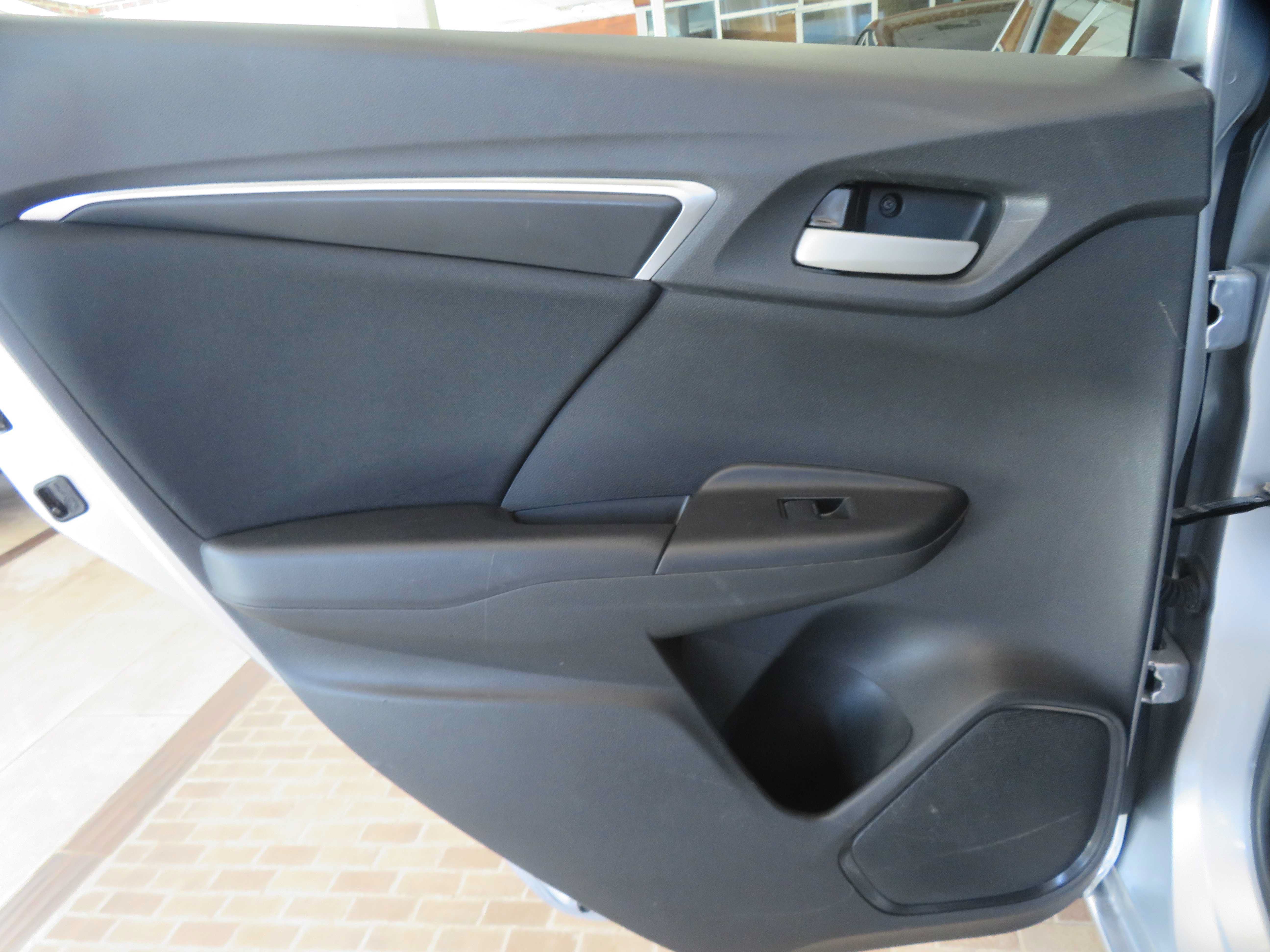 Used 2016 Honda Fit LX image 17
