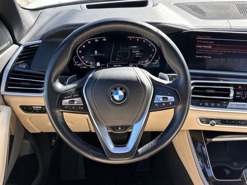 Used 2021 BMW X5 xDrive40i w/ Premium Package image 18