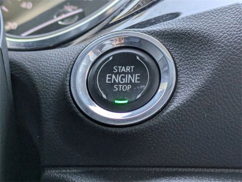 Used 2022 Buick Encore GX Select image 35