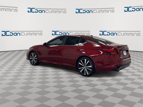 Used 2022 Nissan Altima 2.5 SR FWD image 6