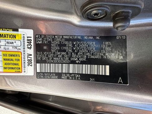 Used 2013 Toyota Sienna Limited w/ Premium Pkg FWD image 40