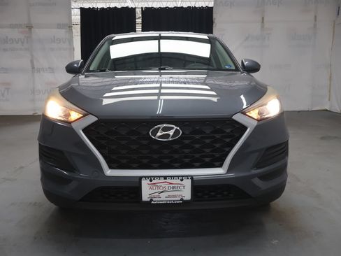 Used 2019 Hyundai Tucson SE FWD image 2