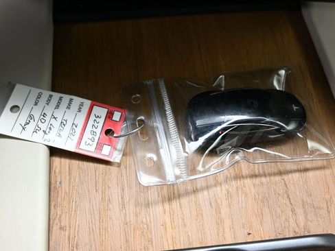 Used 2021 Tesla Model X Long Range image 36