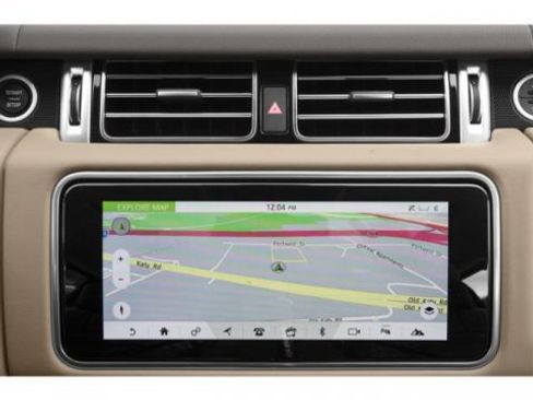 Used 2018 Land Rover Range Rover HSE image 15