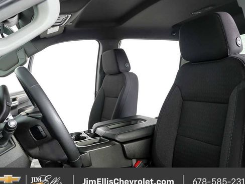 Certified 2025 Chevrolet Silverado 1500 LT AWD/4WD image 5