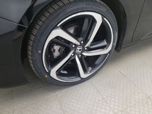 Used 2020 Honda Accord Sport image 31