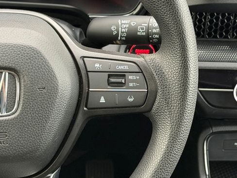 Used 2025 Honda CR-V LX image 26