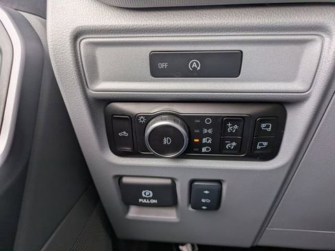 Used 2025 Ford F150 Lariat AWD/4WD image 28
