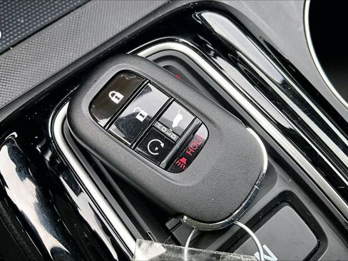 Certified 2026 Honda Pilot EX-L image 13