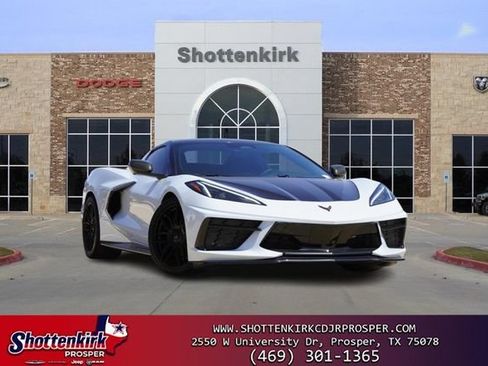 Used 2024 Chevrolet Corvette Stingray Convertible w/ 1LT RWD image 1