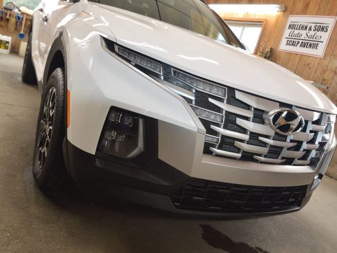 Used 2024 Hyundai Santa Cruz SEL w/ Activity Package image 3