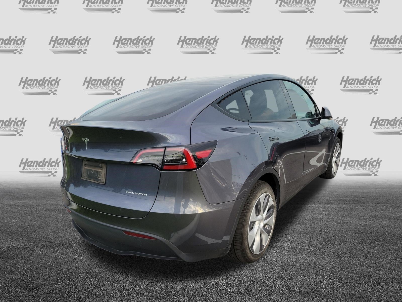 Used 2023 Tesla Model Y Long Range AWD/4WD image 10